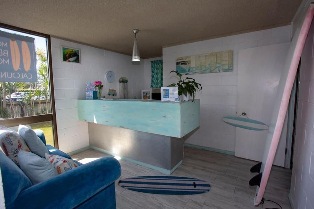 Moffat Beach Motel 10/62
