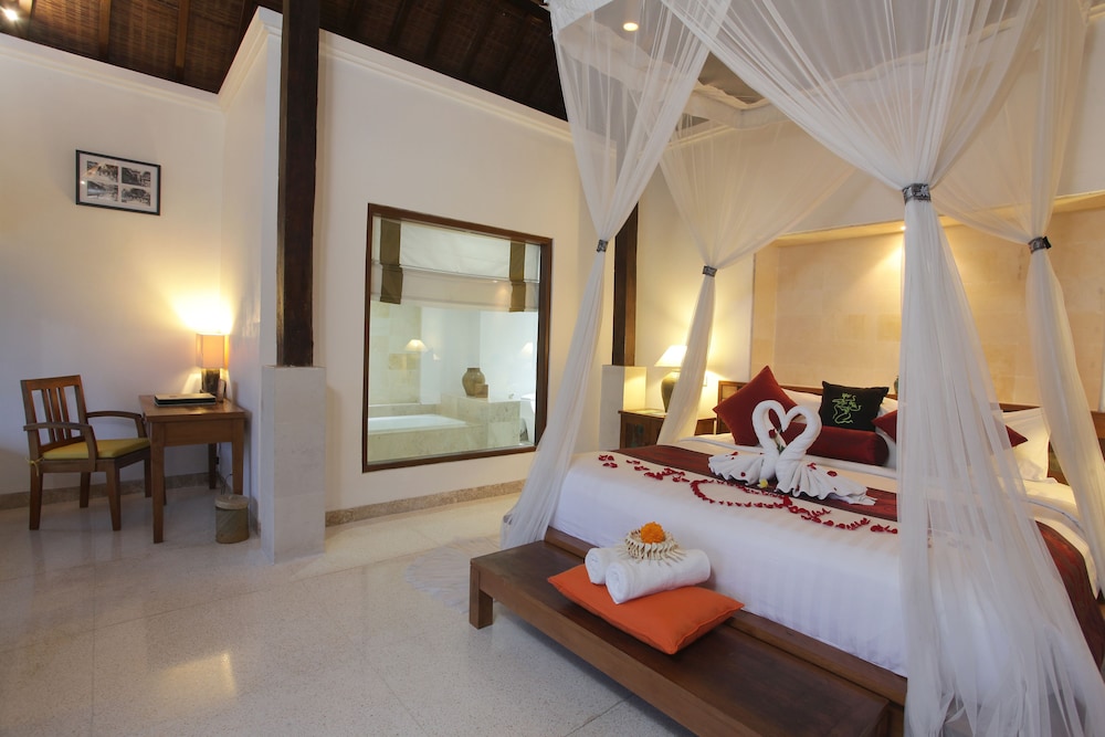 ONE BEDROOM PRIVATE POOL VILLA