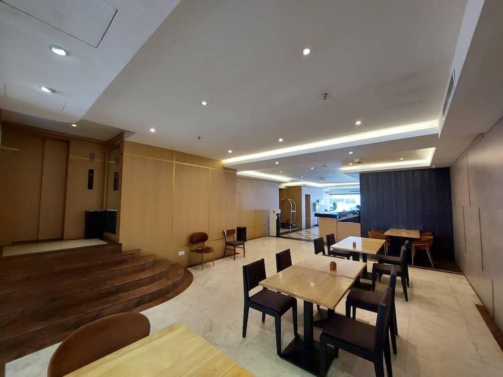 Kinabalu Daya Hotel 57/72