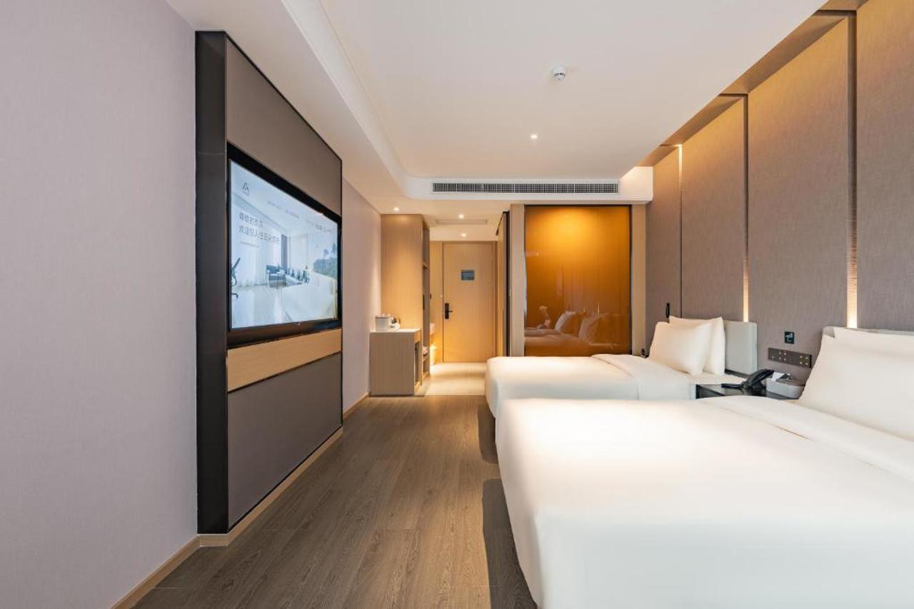 Atour Hotel Shanghai New International Expo Center Yanggao South Road Metro Station 18/24