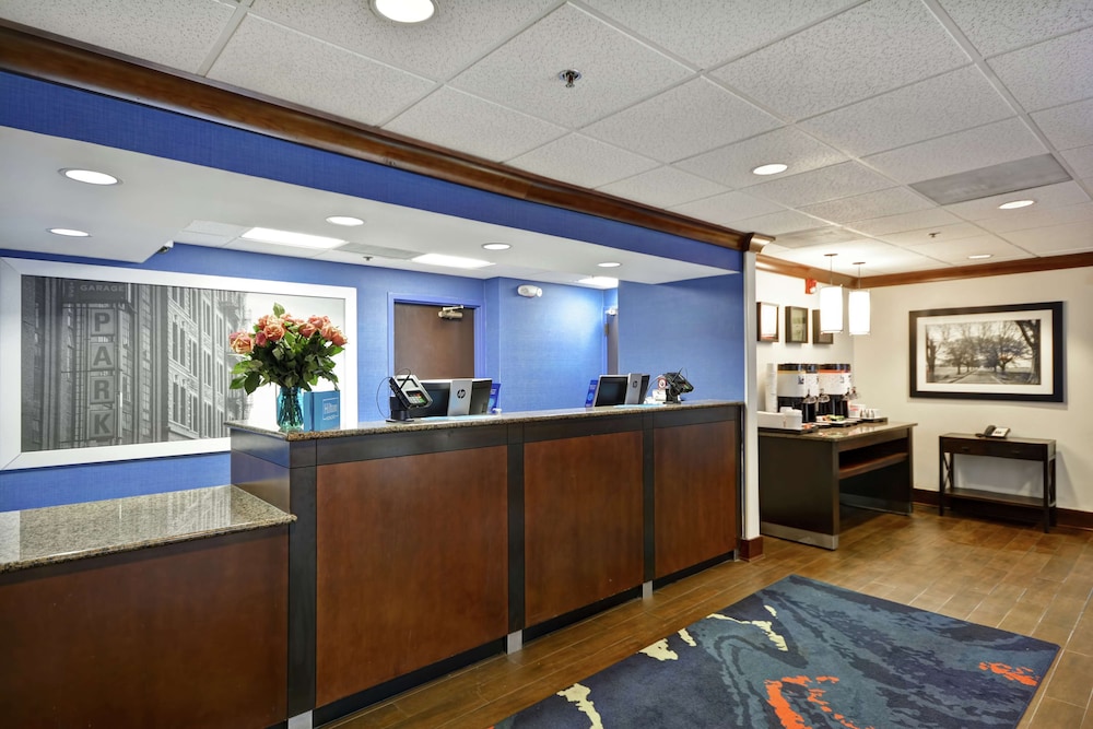 Hampton Inn Birmingham Mountain Brook 13/75