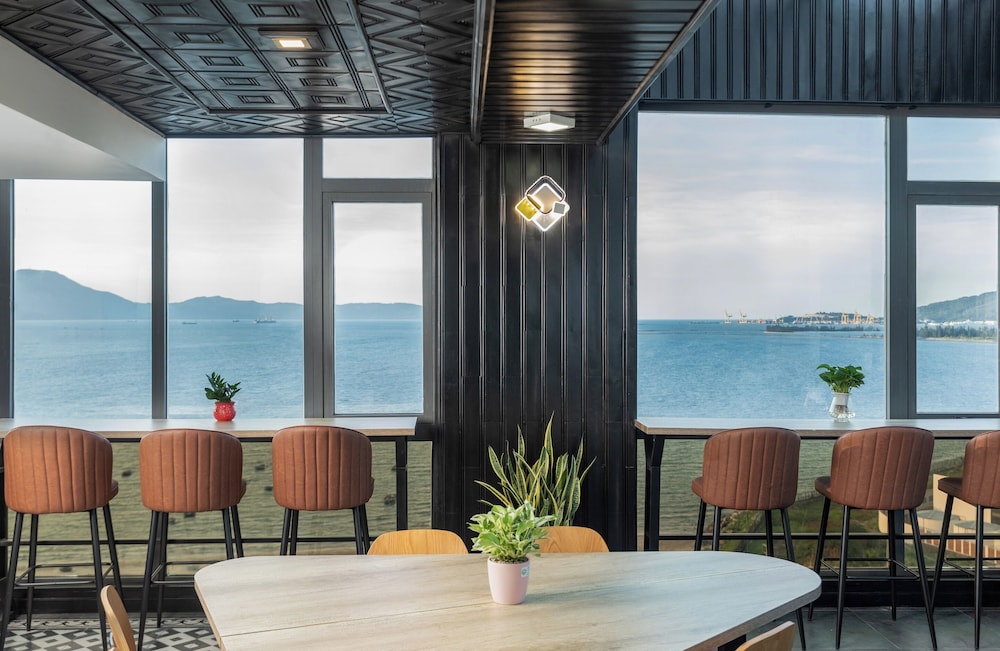 Ocean Star Hotel Danang Bay 66/85