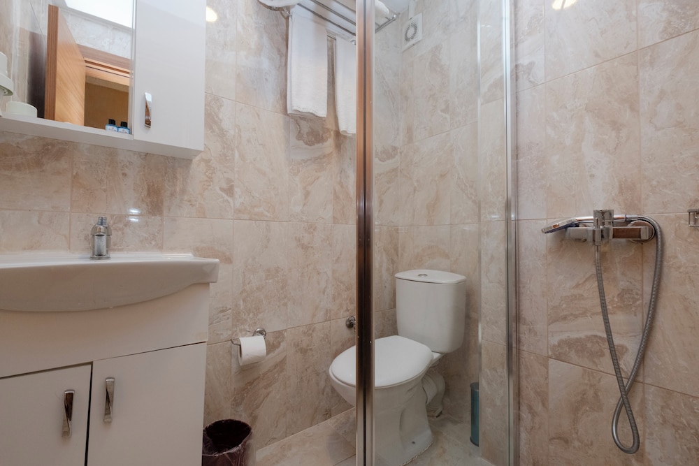 Sisli MLS Hotel 53/54