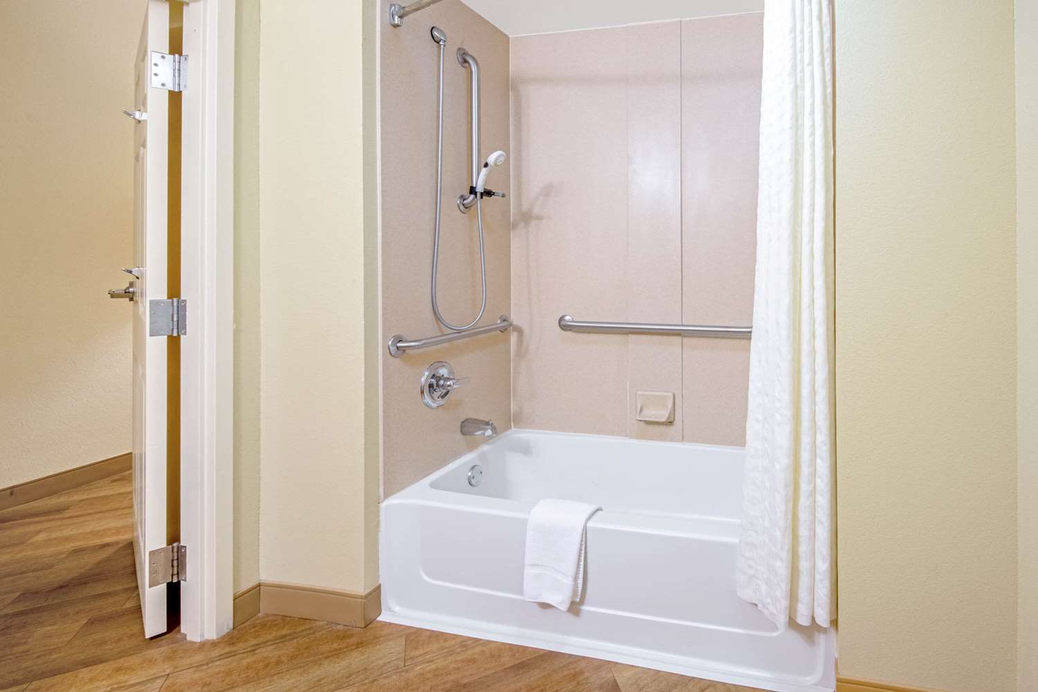 La Quinta Inn & Suites by Wyndham Lawton / Fort Sill 47/47