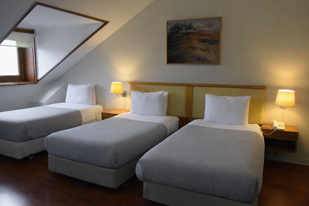 Gran Hotel Vicente Costanera 15/42