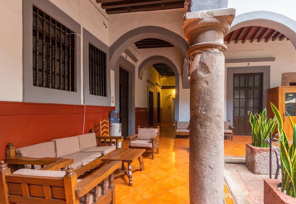 Hotel Hidalgo 25/48