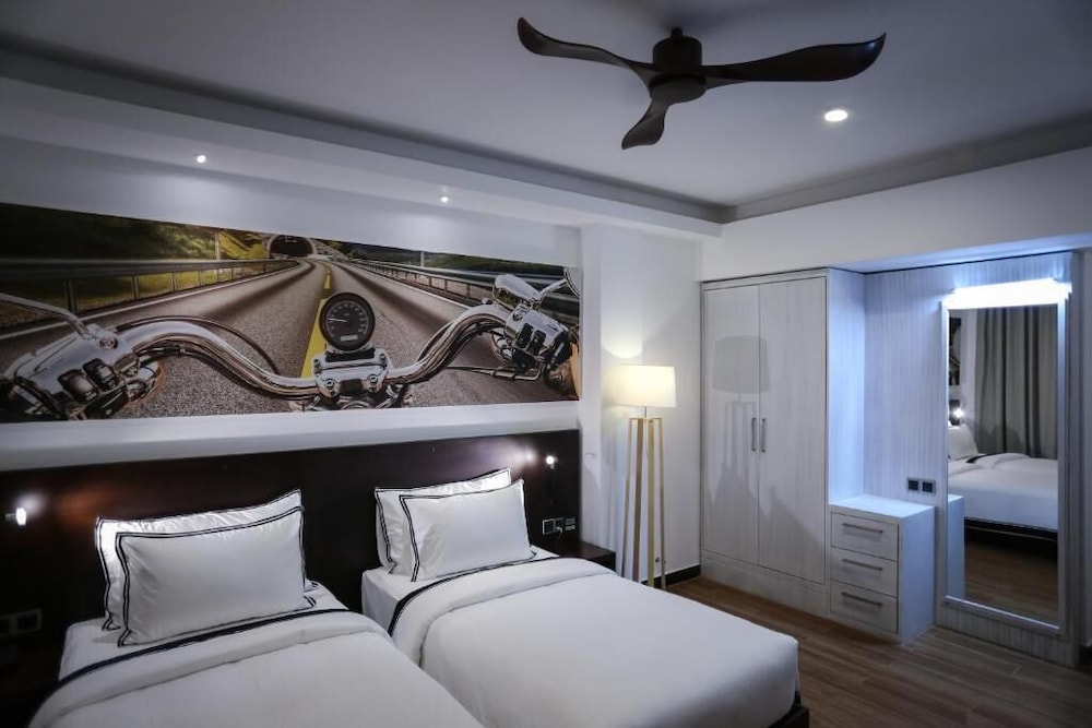 Super, Deluxe, Twin Beds, Sea View, Balcony