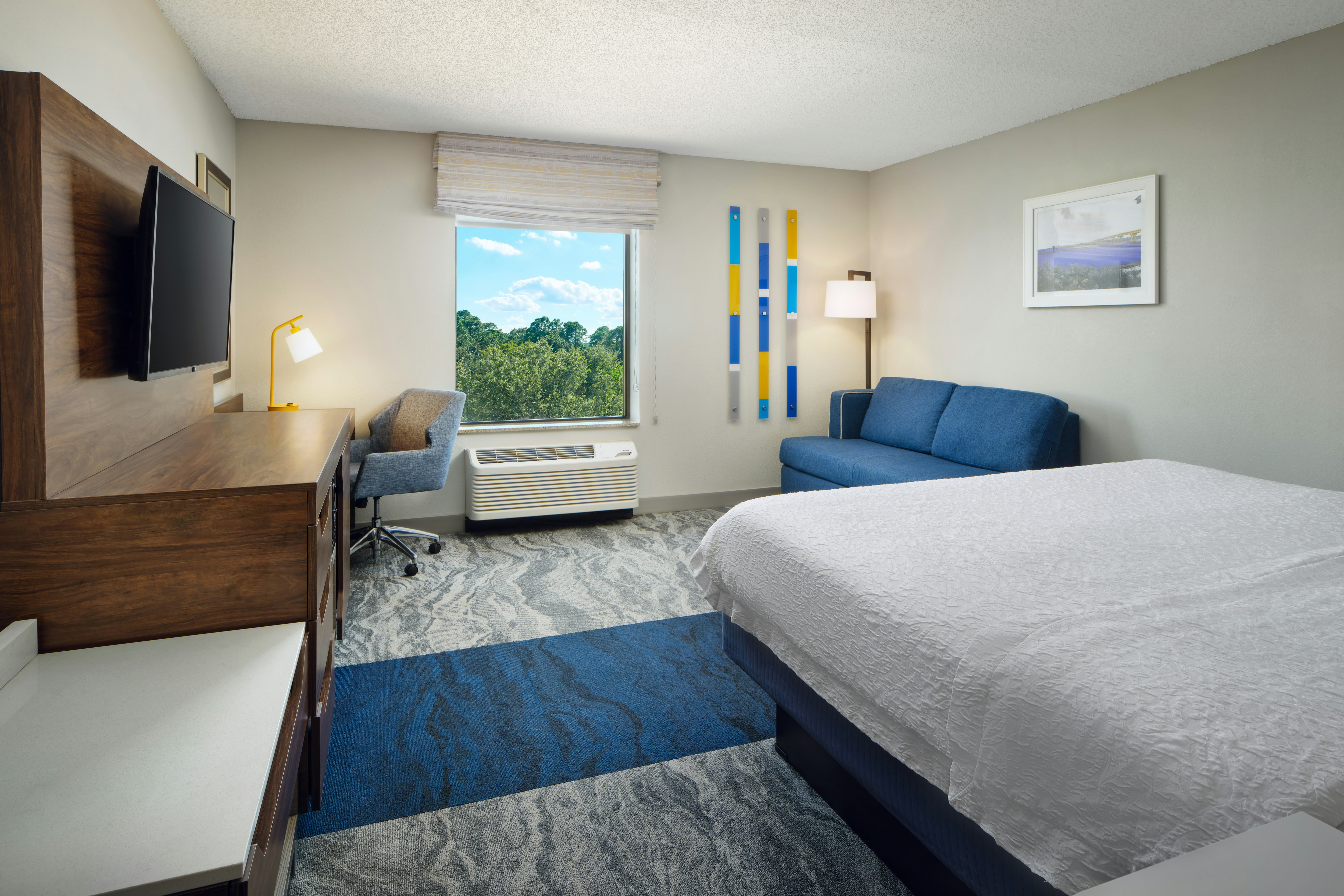 ROOM, KING BED