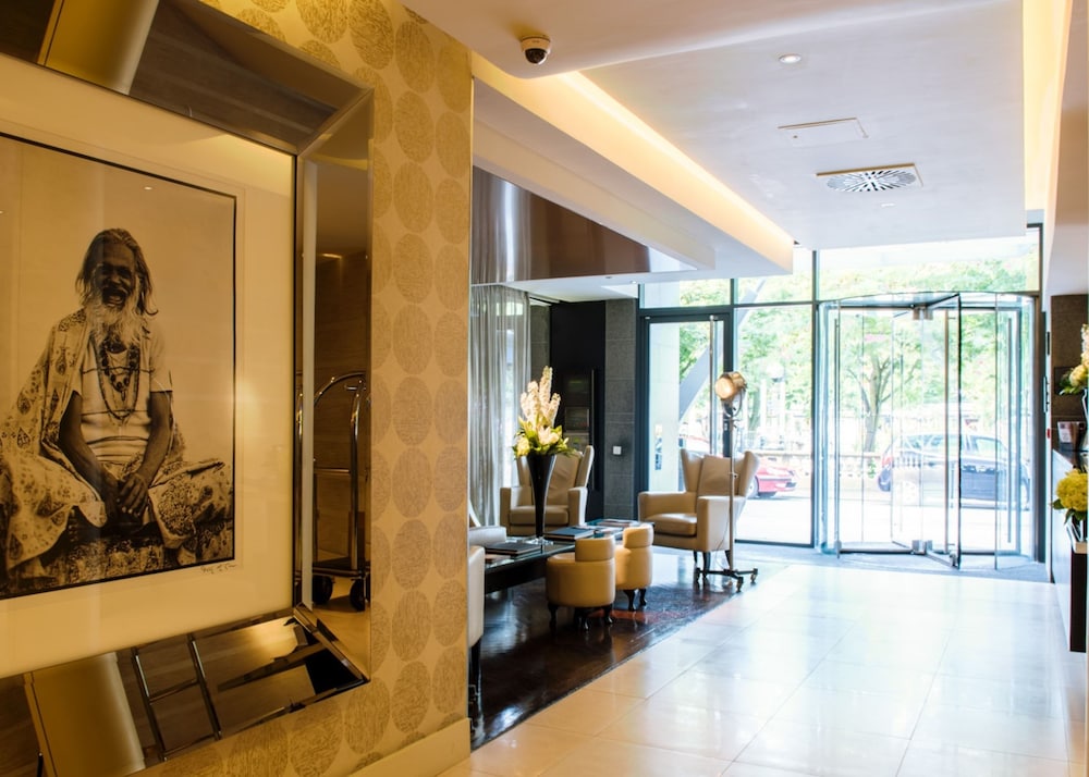 The Vincent Hotel 25/43