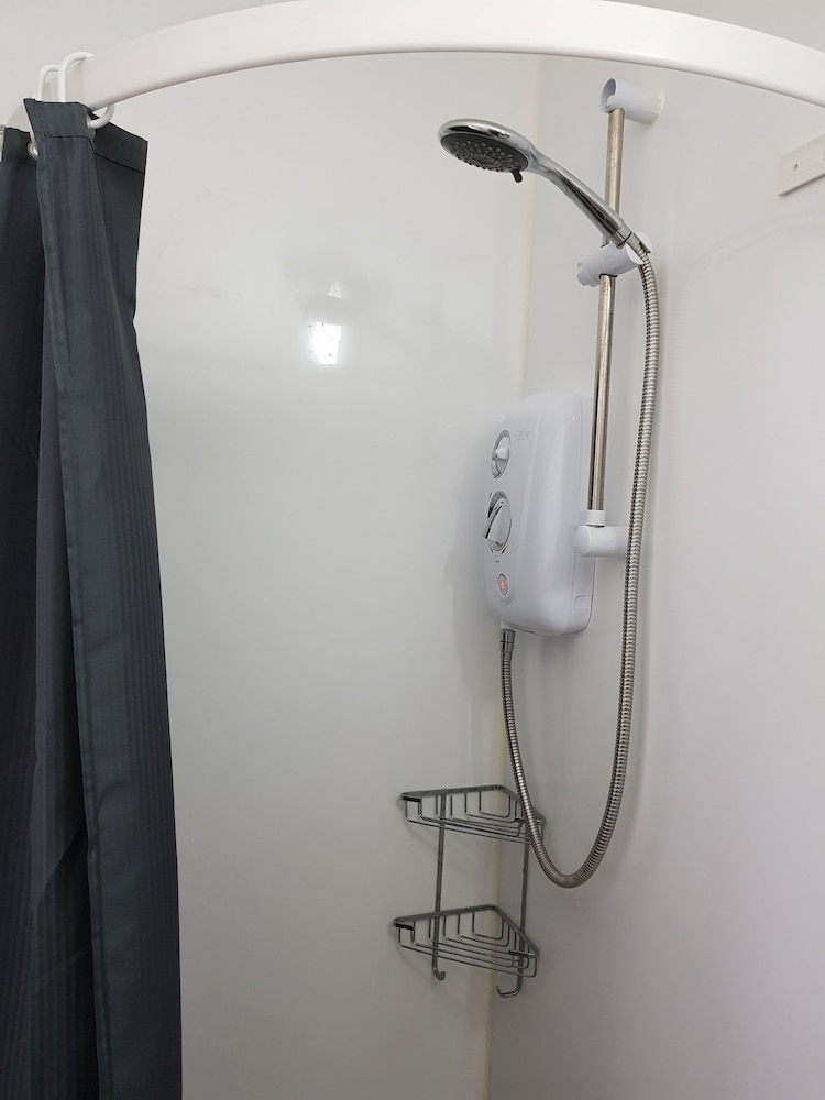 Quality Accommodation 28/50