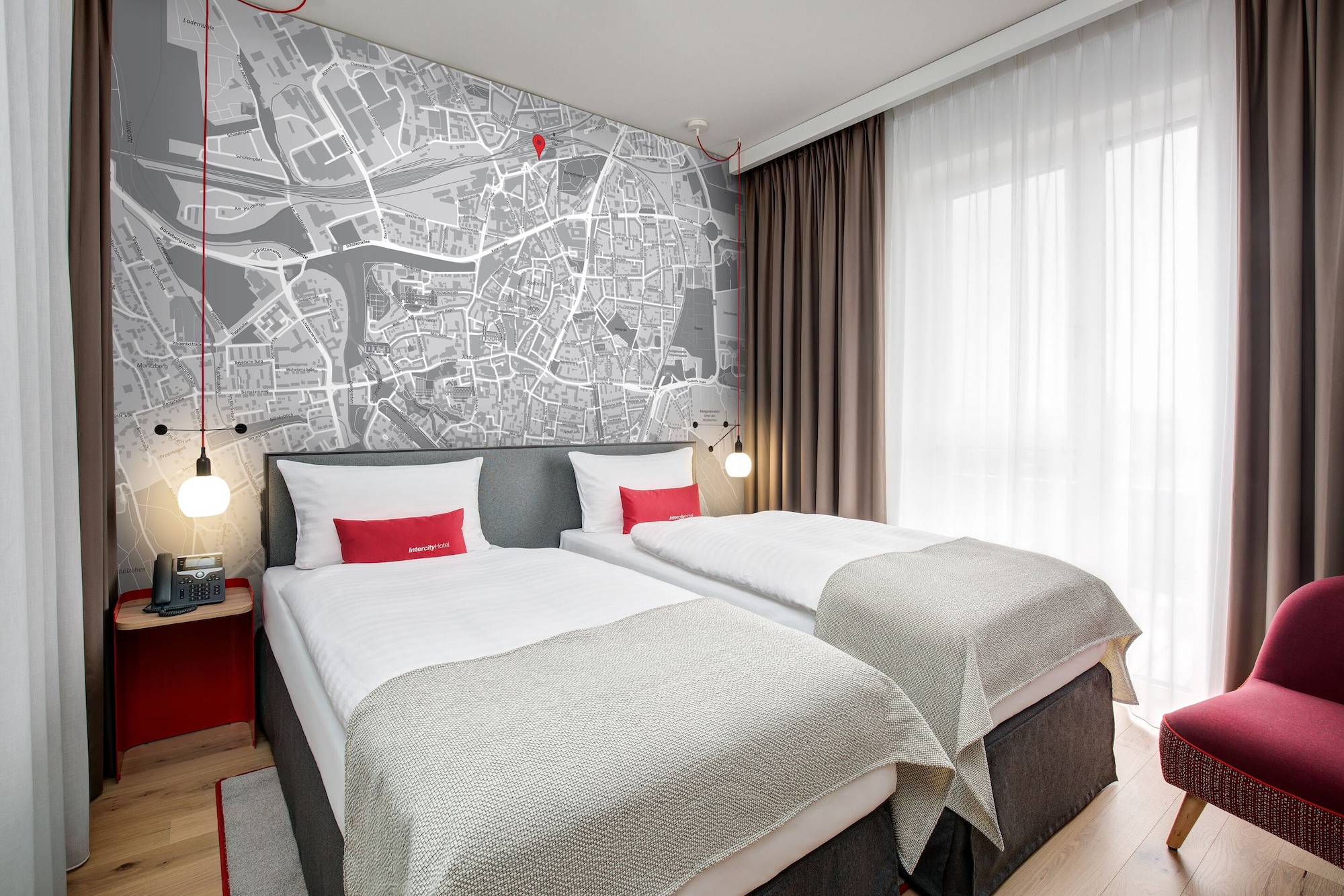 غرفة بزنس بسريرين منفصلين، IntercityHotel Dortmund 2/3
