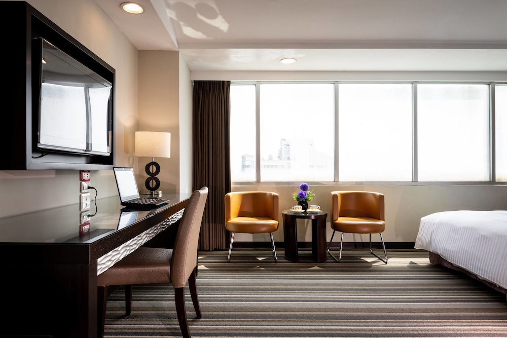 Yoyo Hotel 21/24