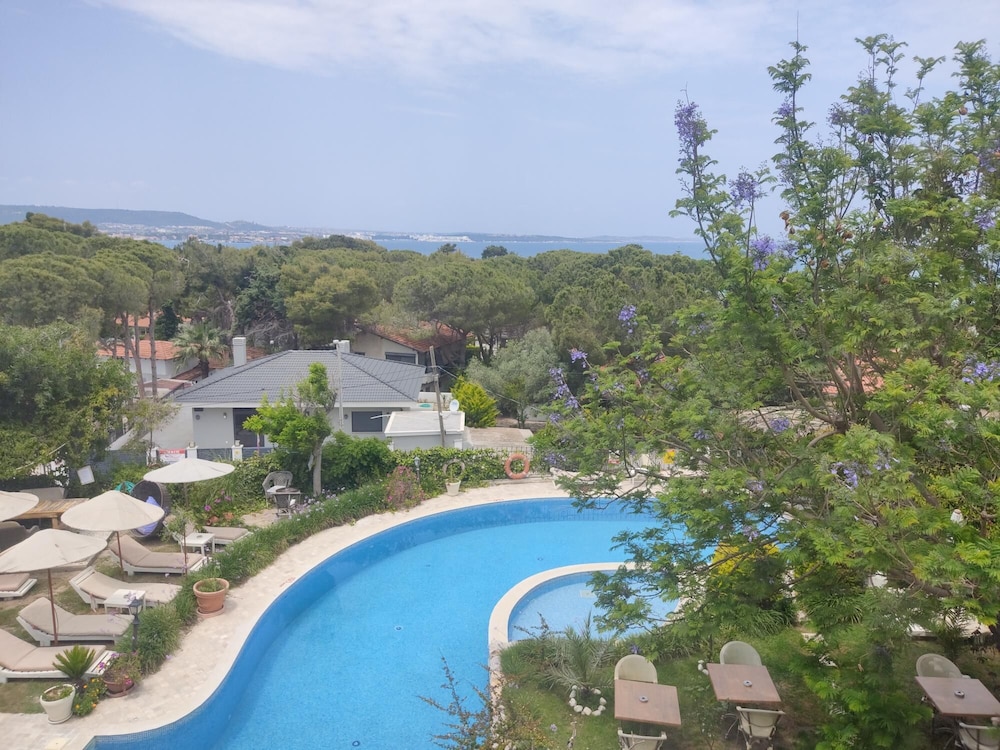 Dolina Boutique Hotel 40/52