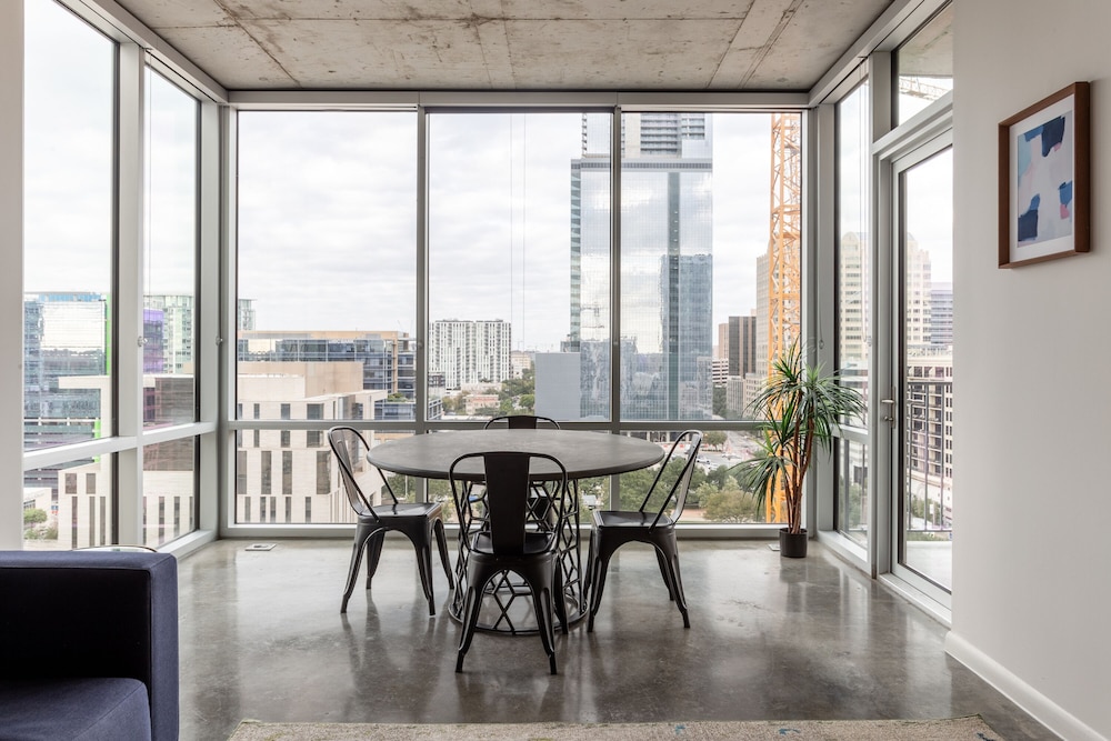Kasa Austin 2nd Street Apartments 36/50