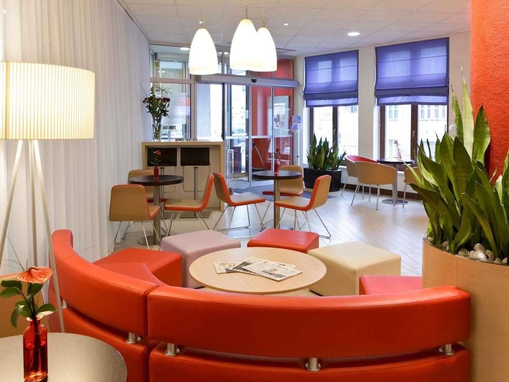 Ibis Bratislava Centrum Hotel 42/66