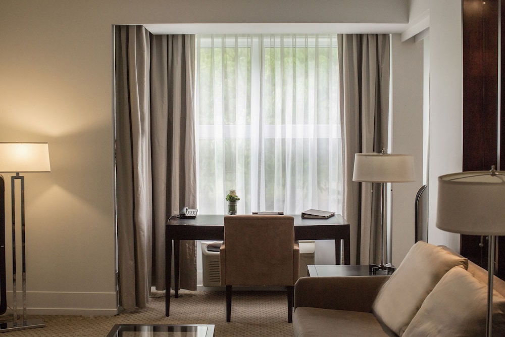 Hotel Le Bonne Entente 30/72
