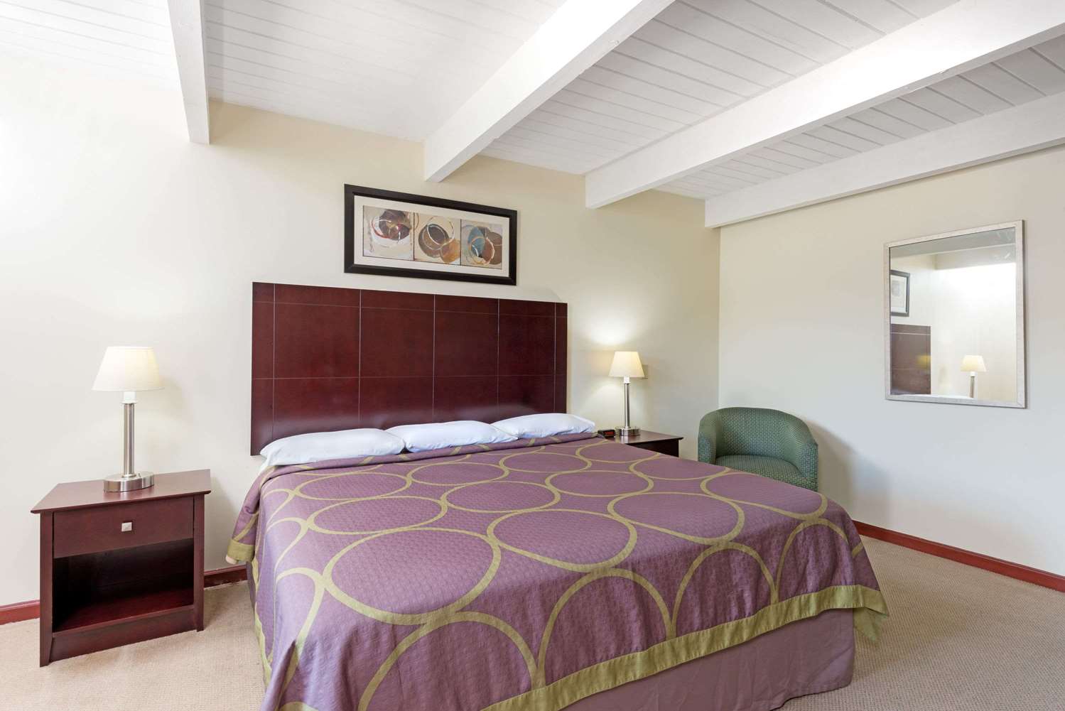 Super 8 by Wyndham Beaver Falls PA 8/10
