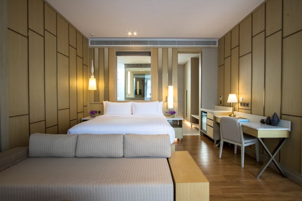 Avani Hua Hin Resort 28/87