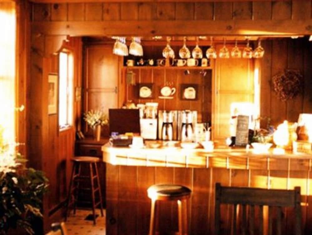 Annville Inn Bed and Breakfast 31/50