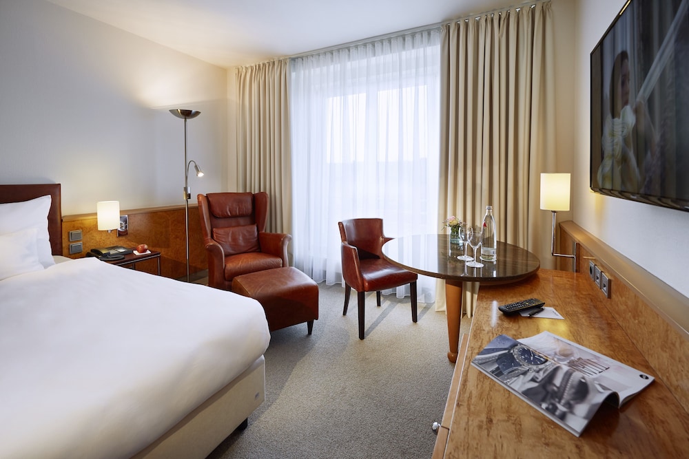 Lindner Hotel Dusseldorf Airport, part of JdV by Hyatt 32/75