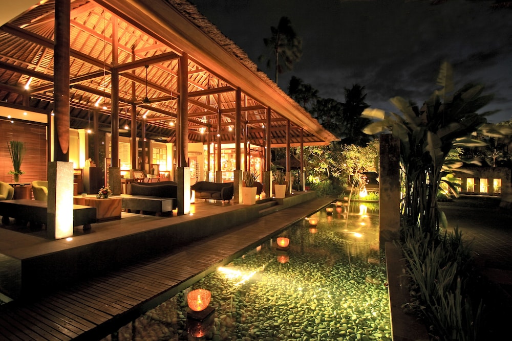 Legian Beach Villas 2/50