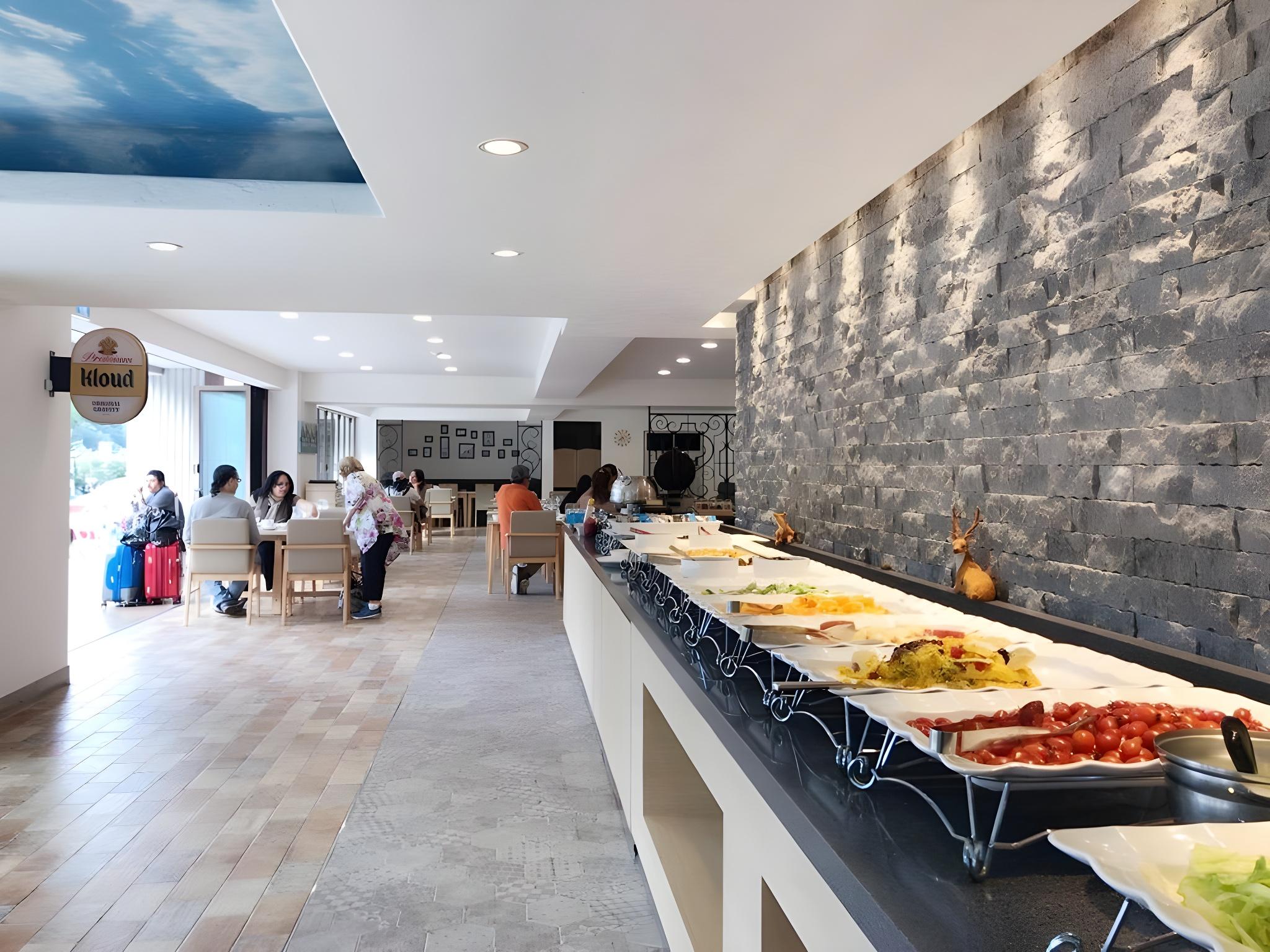 Lake Hills Hotel Songnisan 27/35