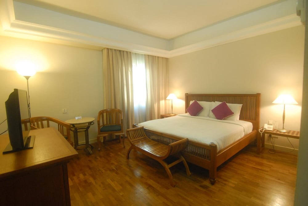 Seri Costa Hotel 16/50