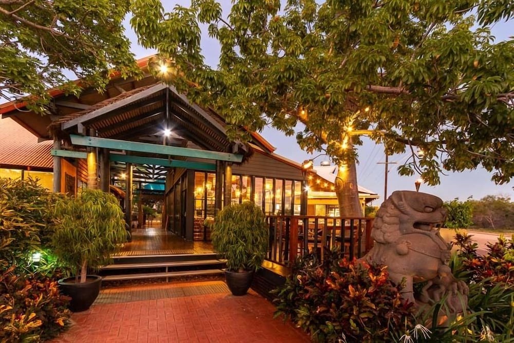 Bali Hai Resort 74/78