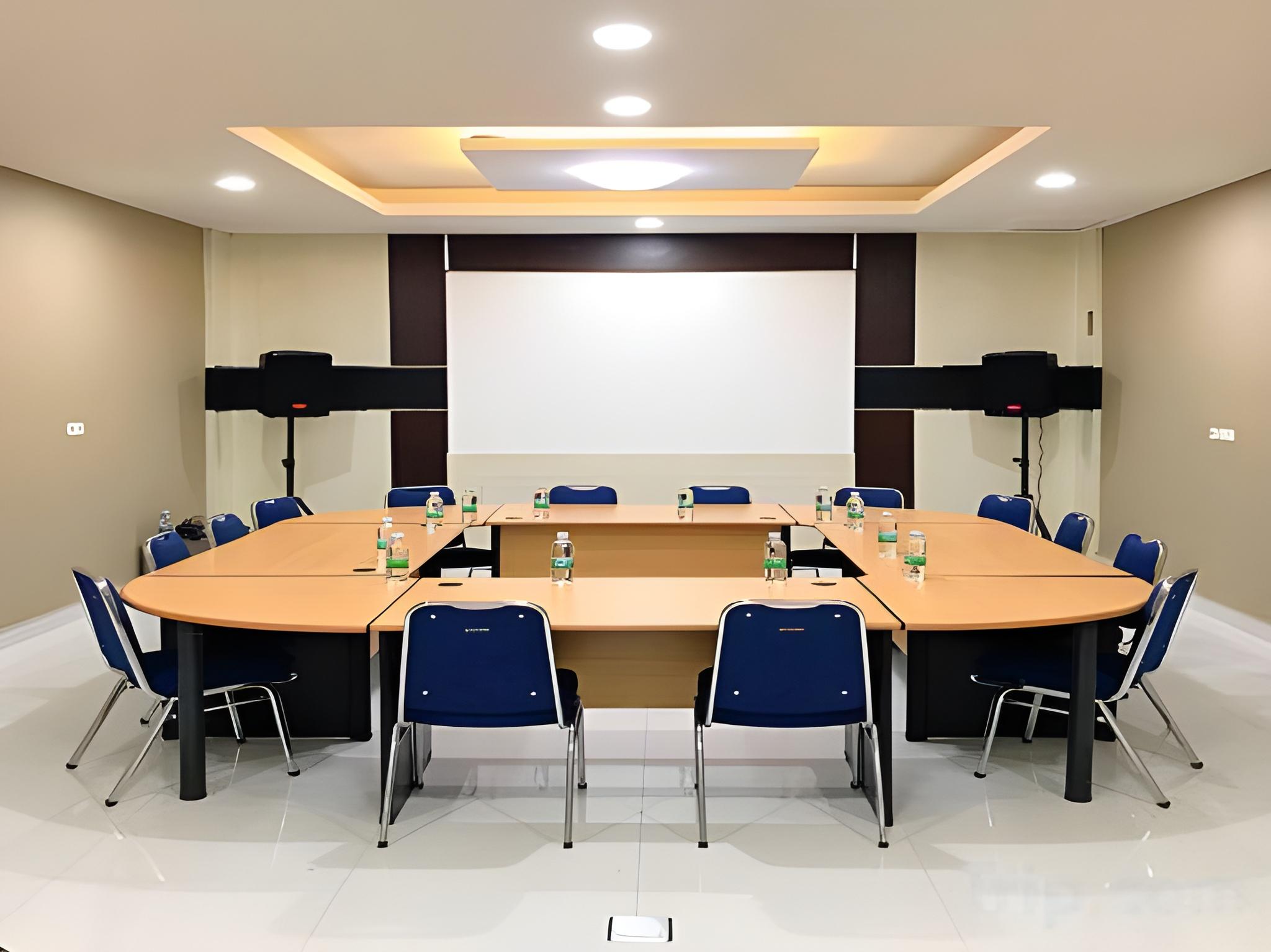 Toptel Hotel Pekanbaru 14/18