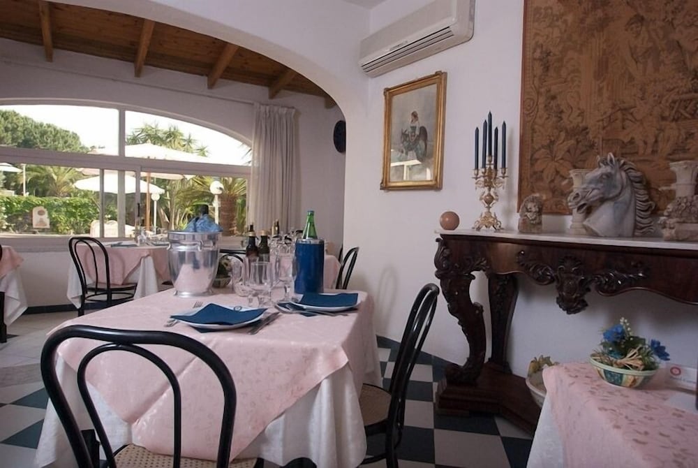 Hotel Belsole Ischia 16/50