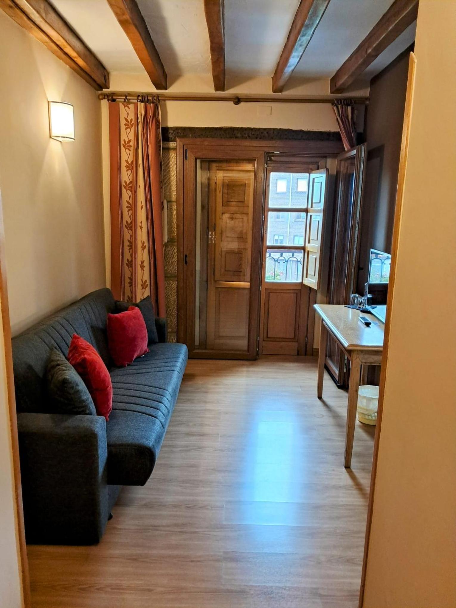Hotel San Roque 40/57