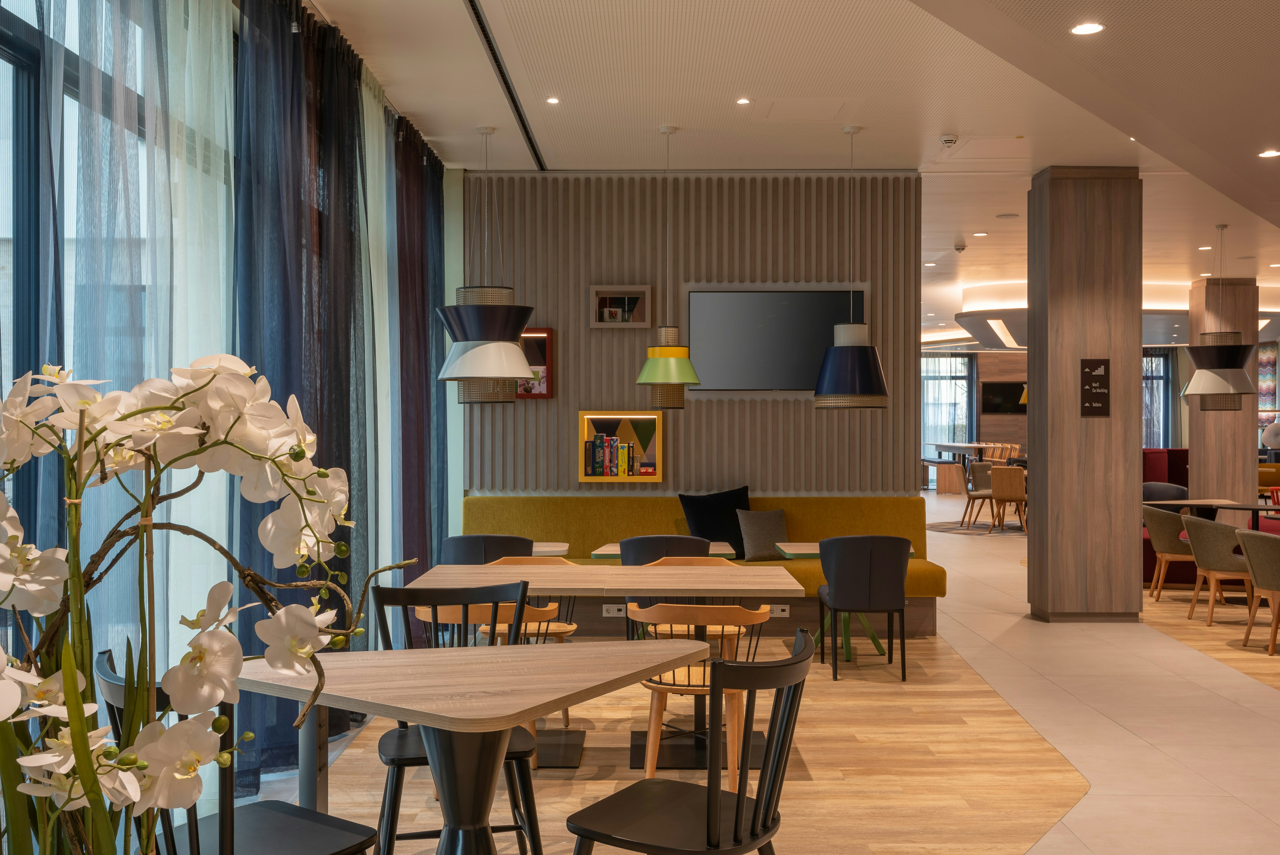 Hampton by Hilton Munich North 12/20