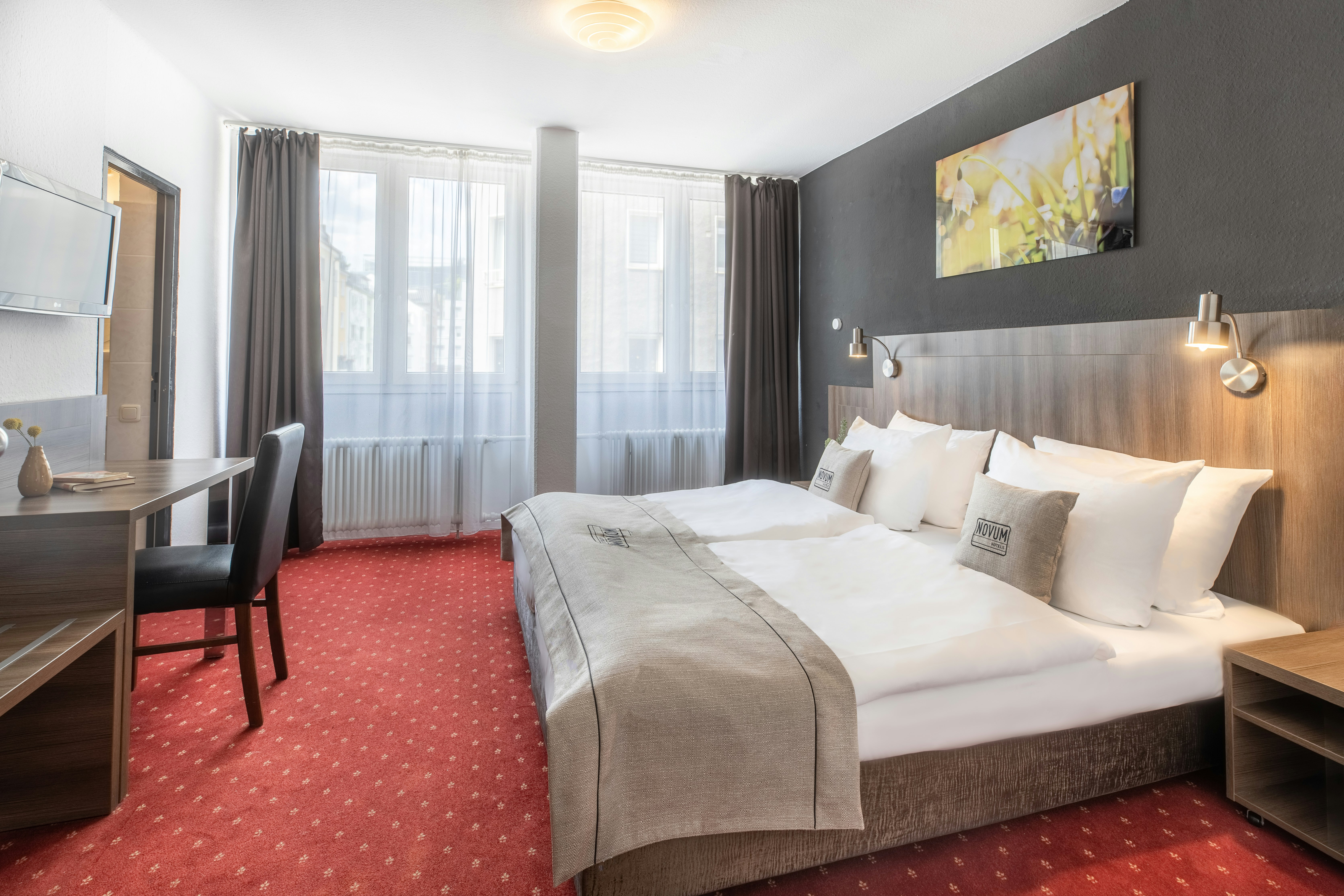 Hotel Leonet 7/71