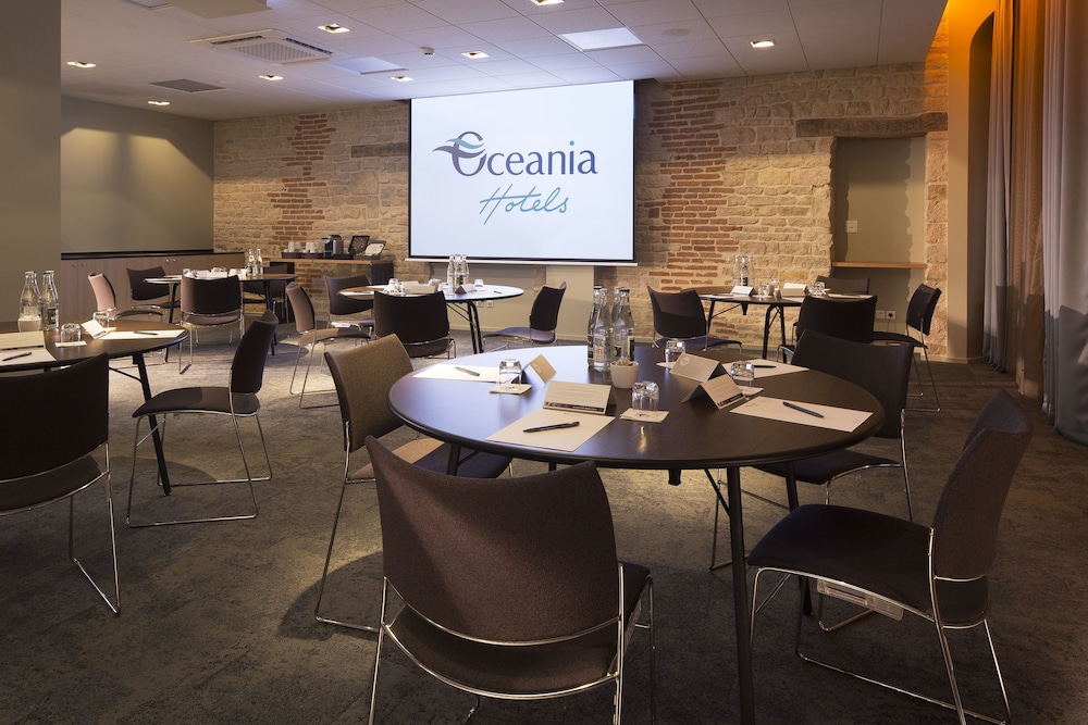 Hotel Oceania Le Jura Dijon 22/27