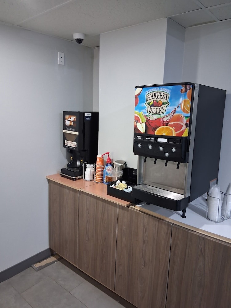 Quality Inn New Martinsville, WV 13/65