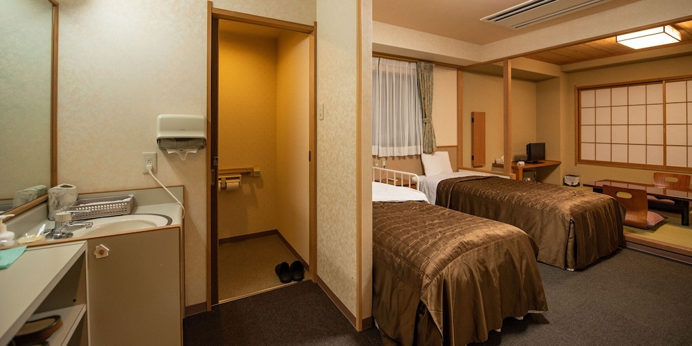 Yudanaka Ryokan Hakura 36/69