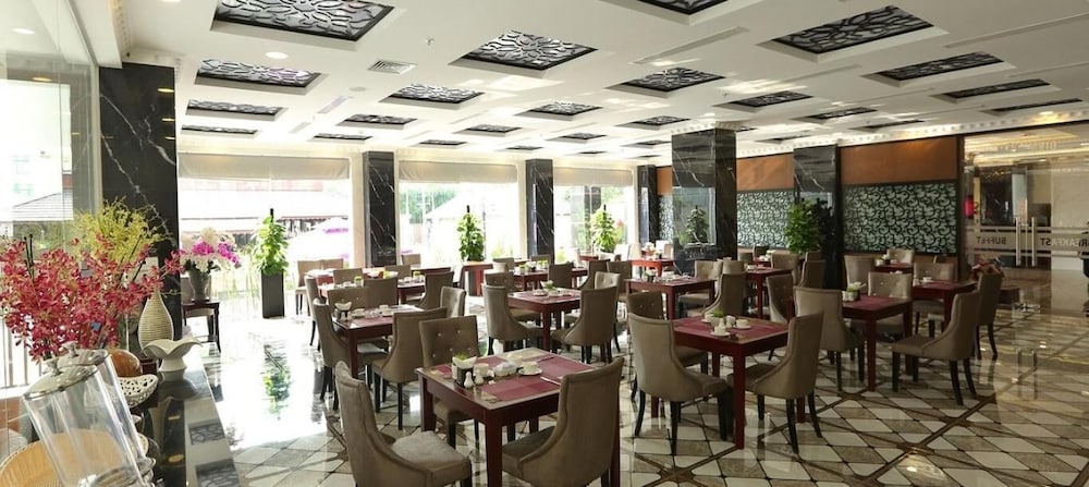 The Mira Boutique Hotel 27/40