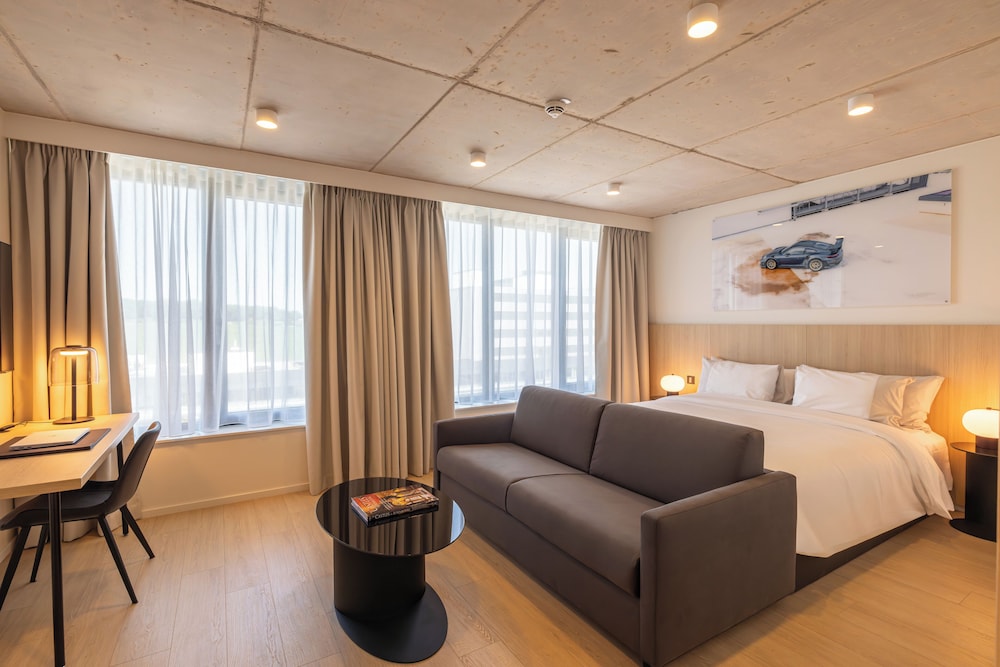 NOTO Hotel 49/69