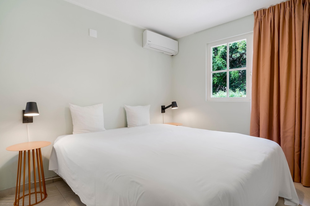 4 Bedrooms, Villa, 3 King Beds, Ocean View