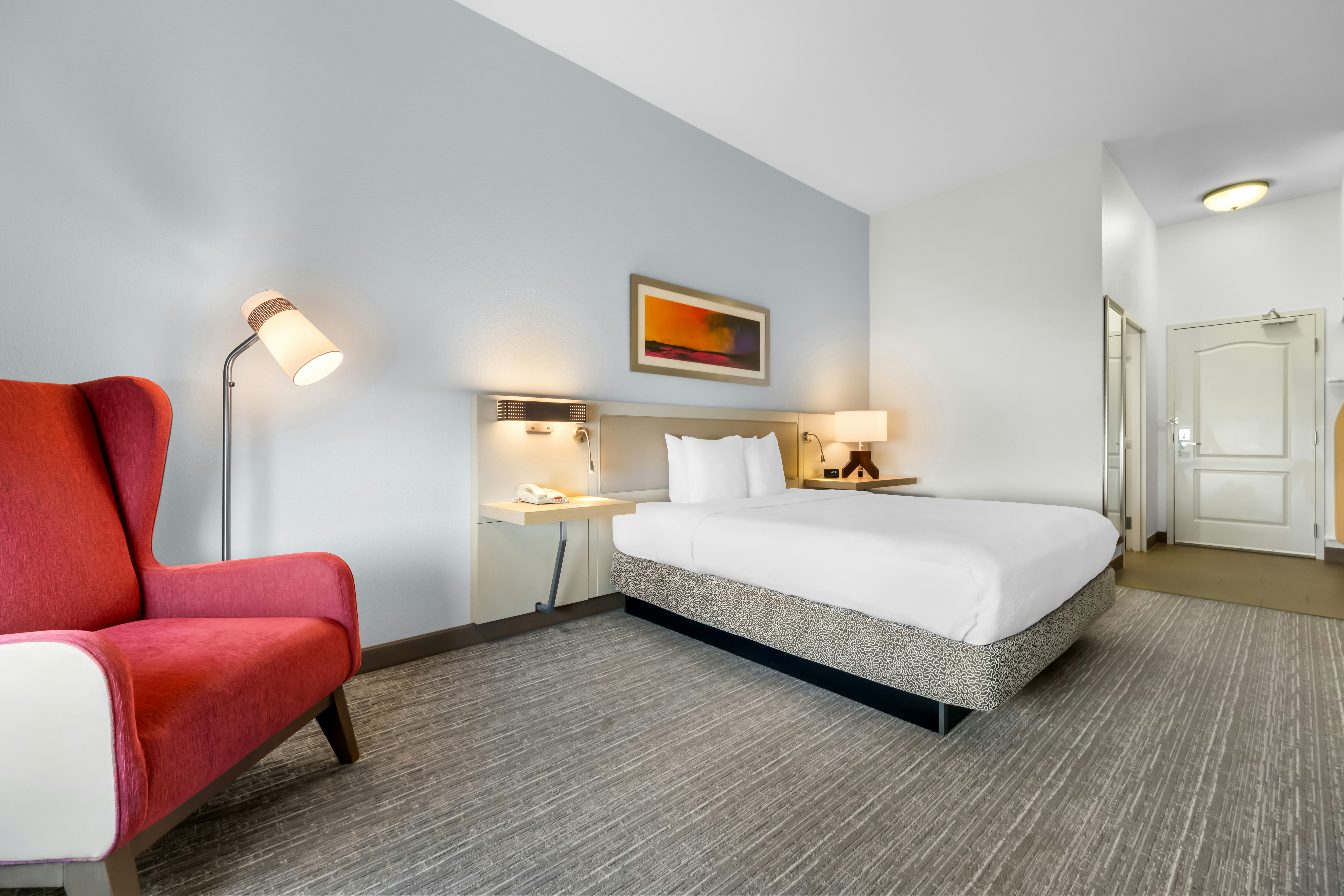 ROOM, KING BED