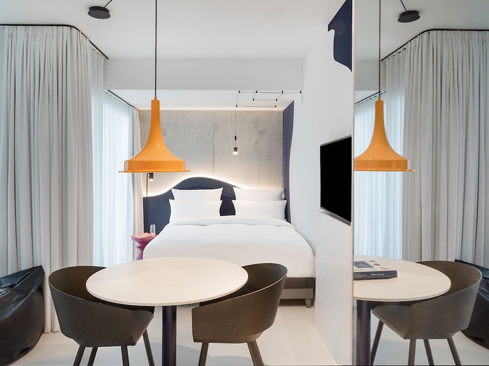 Urban, Queen Bed، KPM Hotel and Residences 3/5
