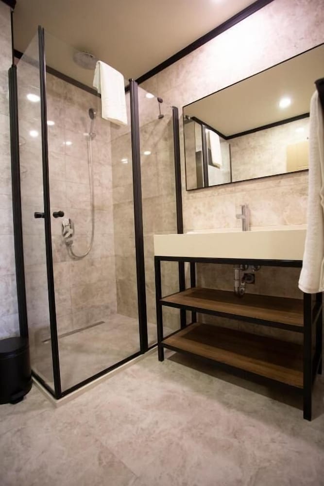 Besiktas Serenity Hotel 35/35
