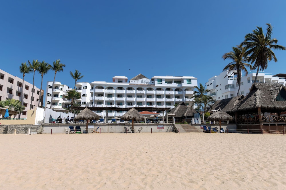 Torreblanca Beach Hotel and Suites Guayabitos - Desayuno y Comida 5/34