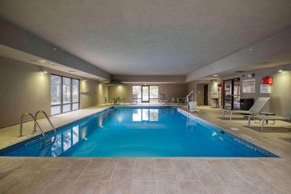 swimming pool spa