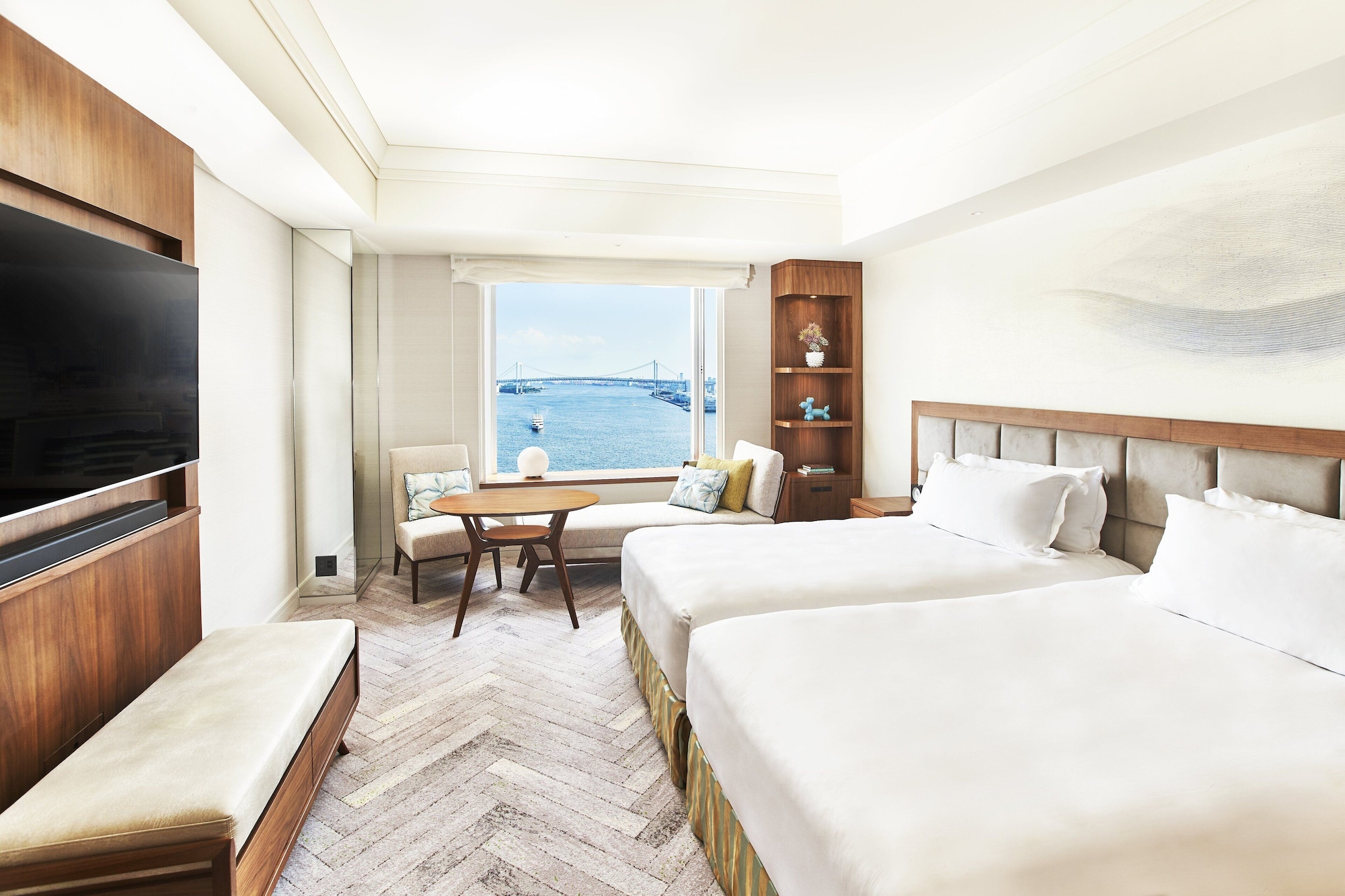 Premium, King Bed, Bay View, High Floor