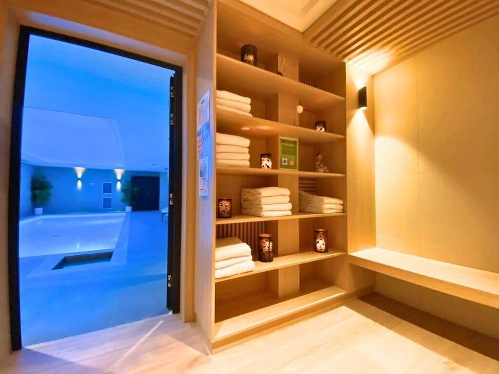 Brit Hotel Fougeres - Hotel Du Parc 32/69