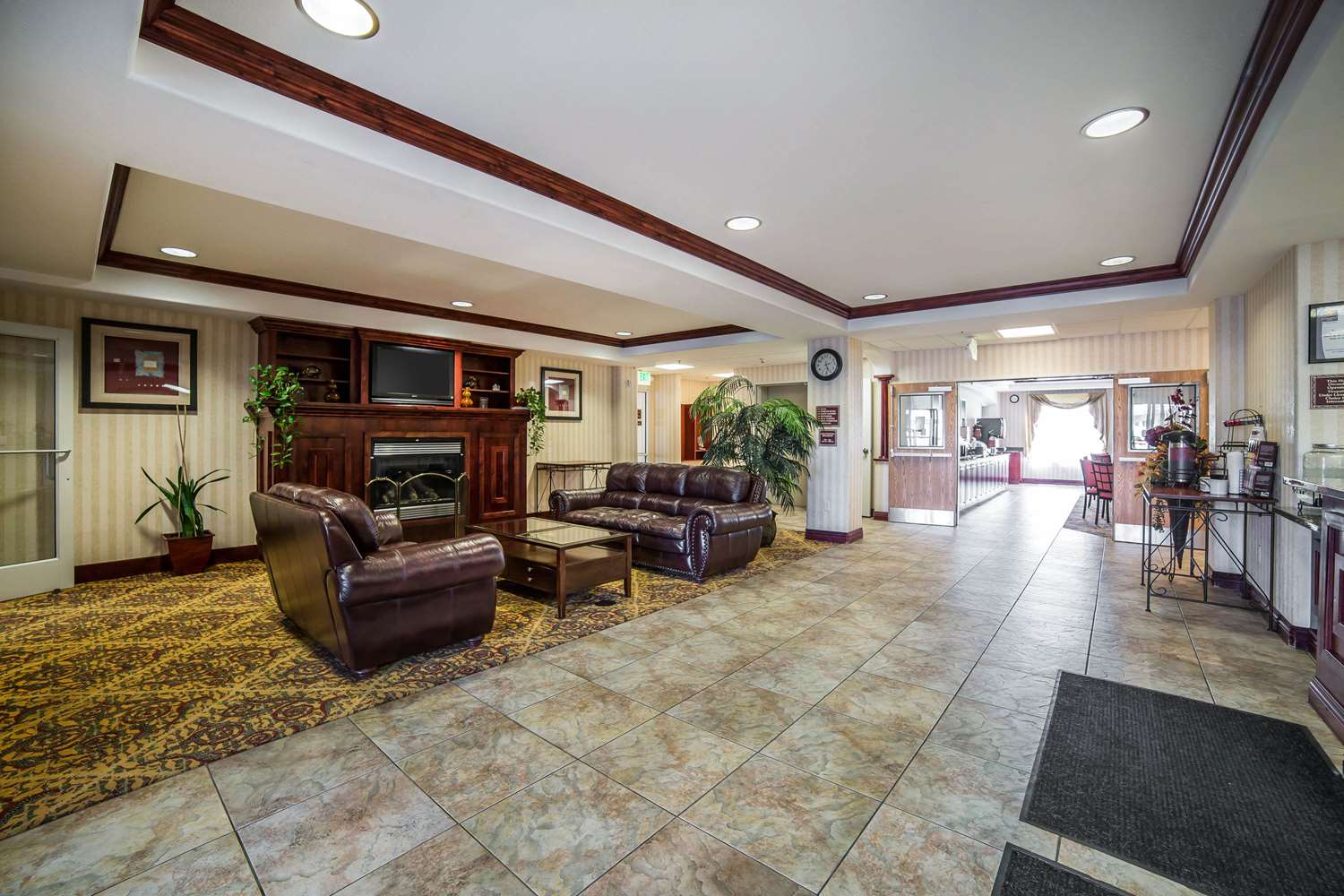 Comfort Inn & Suites Rock Springs-Green River, WY 32/39