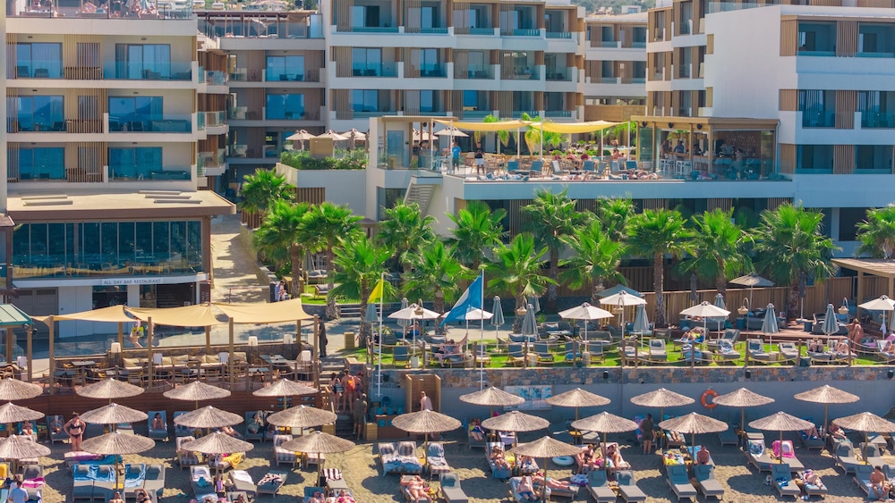 Akasha Beach Hotel and Spa 42/50