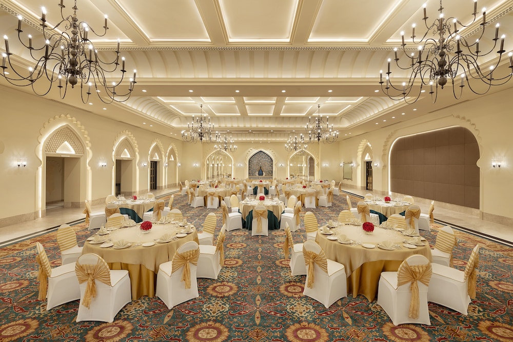 Aurika Udaipur - Luxury by Lemon Tree Hotels 39/50
