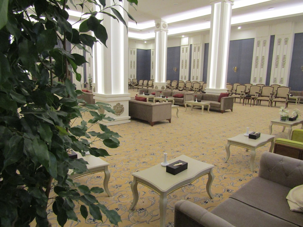 فندق أوليان(Diamond Hotel Riyadh) 52/56